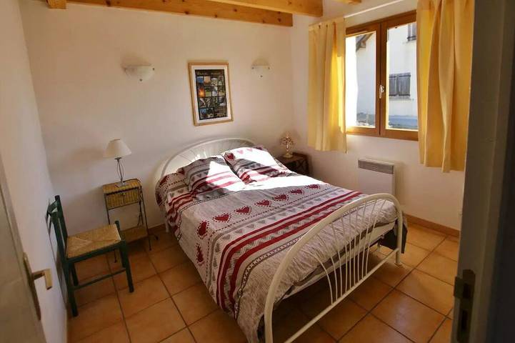 Location de vacances pour 8 personnes, avec balcon à Saint-Pons (Alpes-de-Haute-Provence) - 3