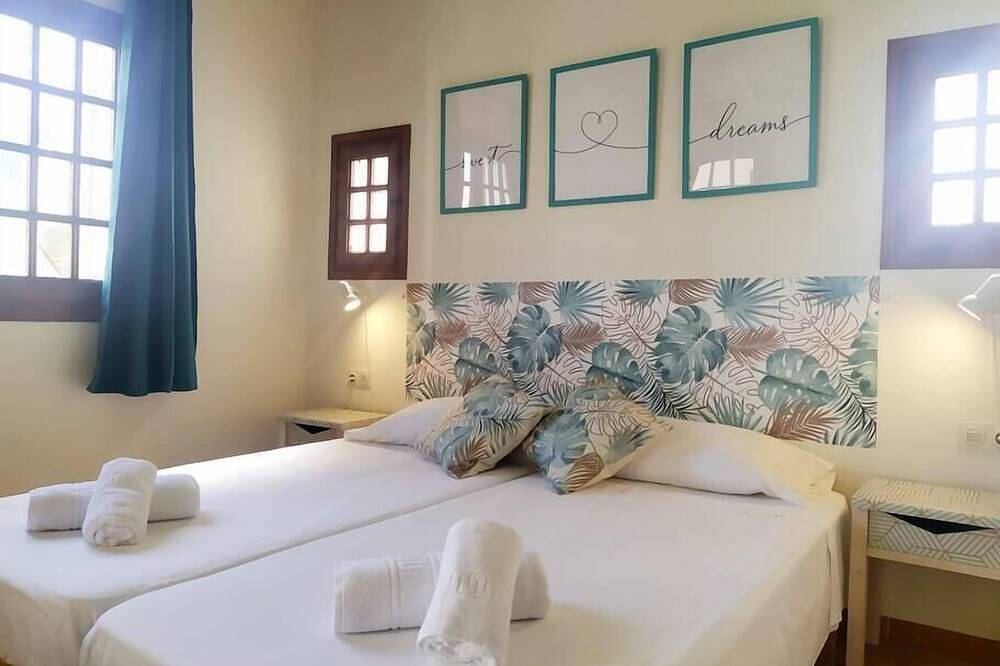 Entire apartment, Cheap & Chic: Apartment in Son Bou (Iv) in Sant Jaume, Alaior Municipality