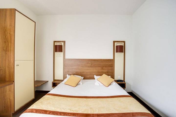 Hôtel pour 3 personnes, avec jardin à Lessay - 4