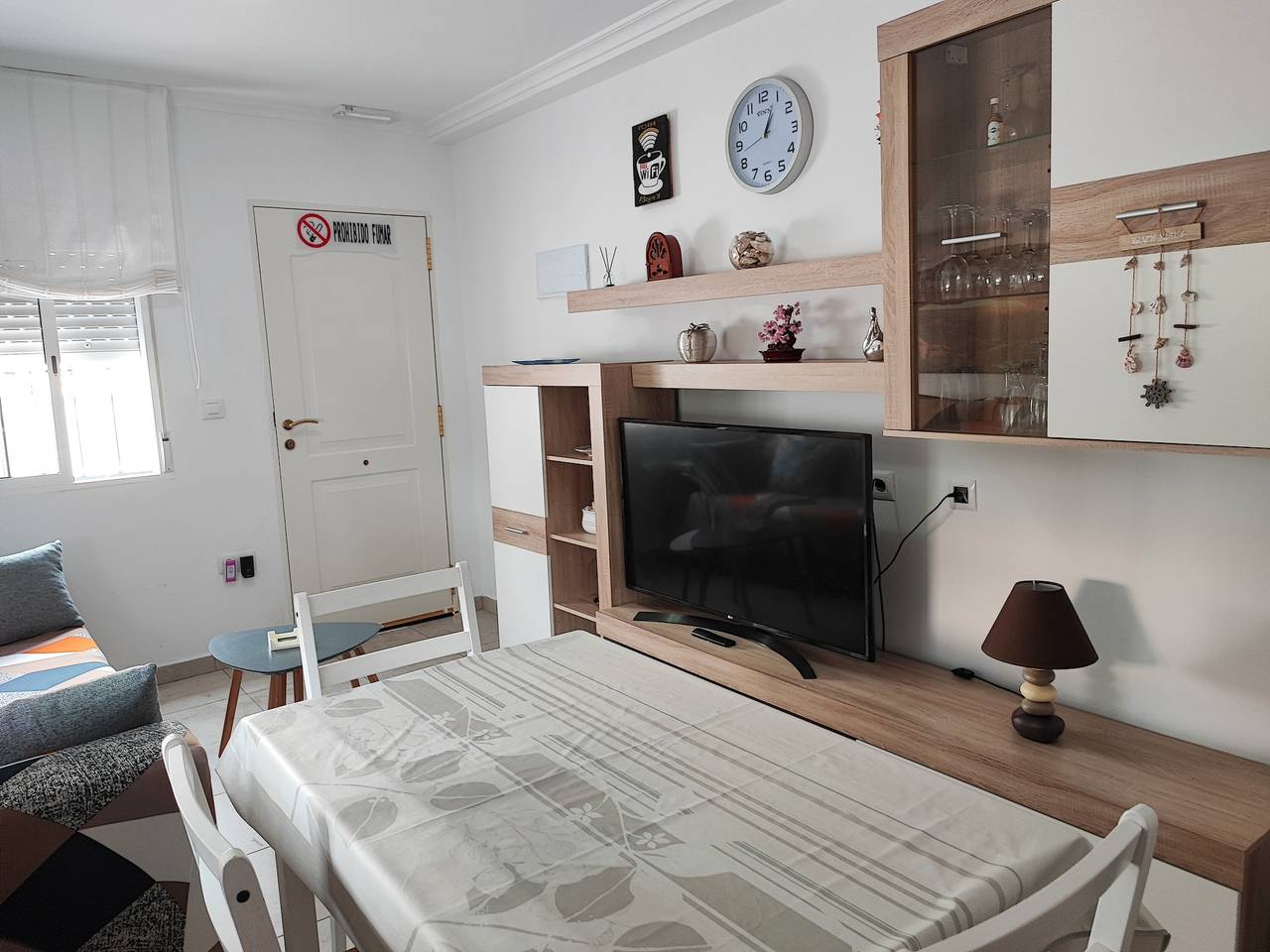 Maison de Vacances 'Geani' avec Terrasse Privée, Wi-Fi et Climatisation in San Fulgencio, Costa Blanca