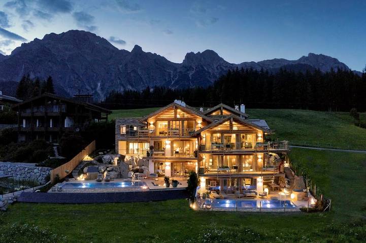 Chalet für 6 Personen, mit Balkon und Garten sowie Pool