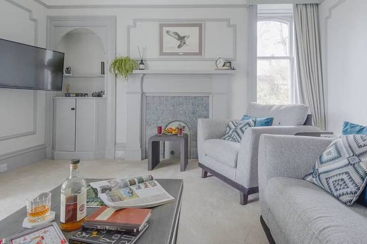 Holiday rental for 8 people in Elgin