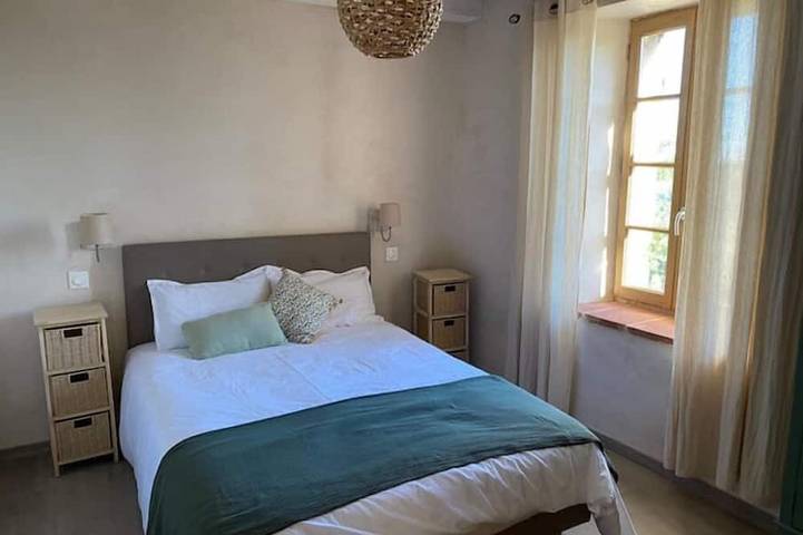 Location de vacances pour 6 personnes, avec terrasse à Roquecor - 3