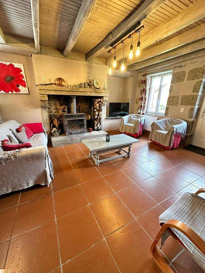 Location de vacances pour 7 personnes, avec jardin à Le Châtenet-en-Dognon - 4