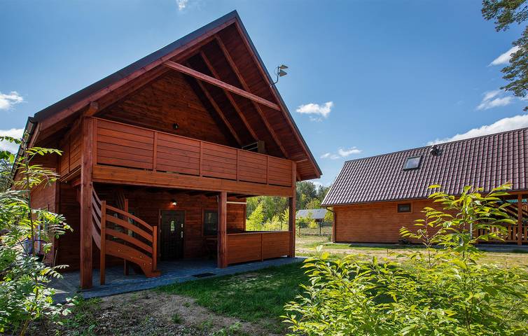 Apartament wakacyjny dla 6 osób, z sauna i taras oraz widok na jezioro, zwierzęta dozwolone w Bory Tucholskie