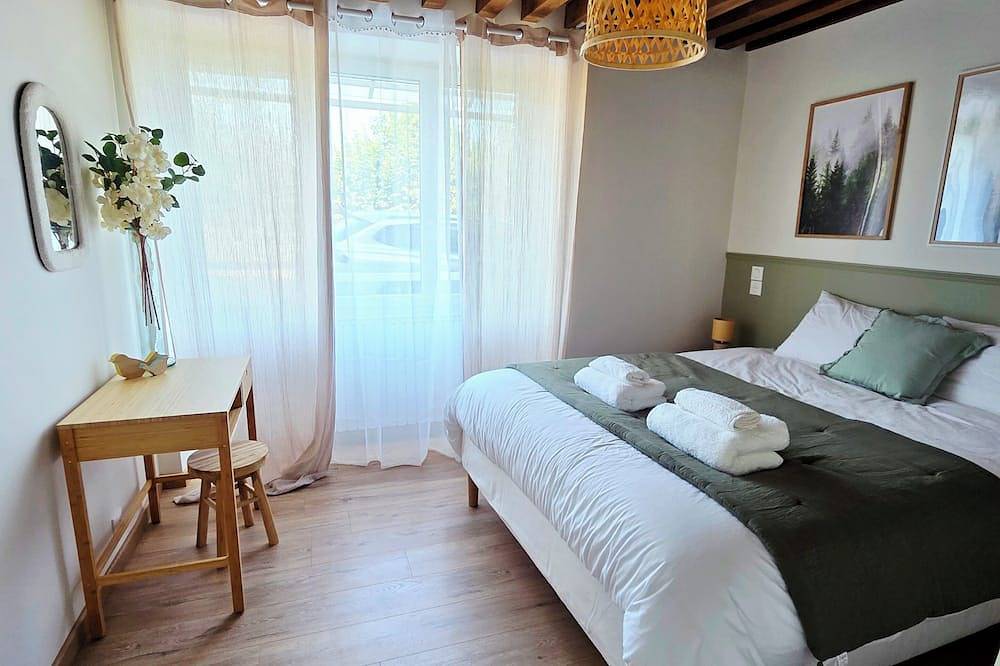 L'Ecrin d'Hélène Vacation Rental in the Heart of the Morvan in Lormes, Naturpark Morvan