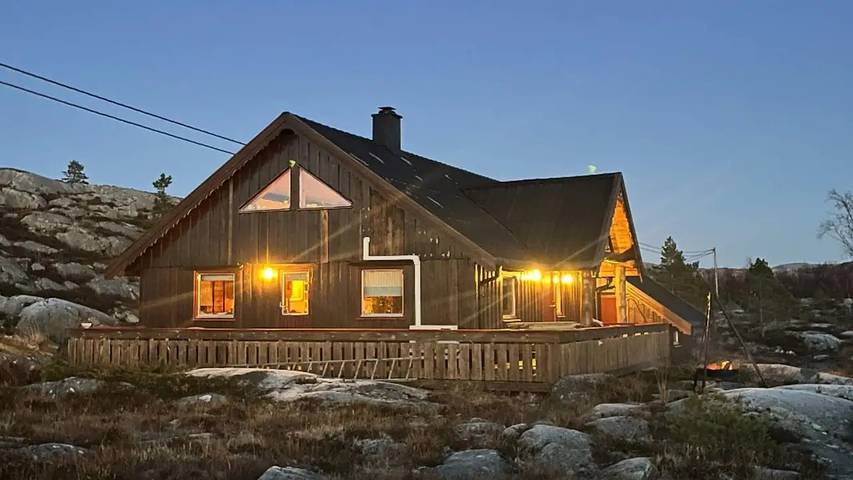 Ferienhaus für 12 Personen, mit Terrasse und Garten