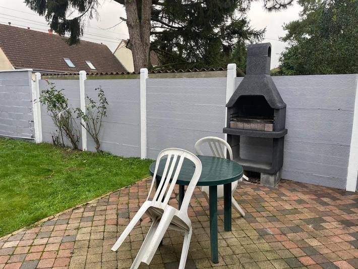 Maison de vacances pour 4 personnes, avec Terrasse et Jardin à Douai