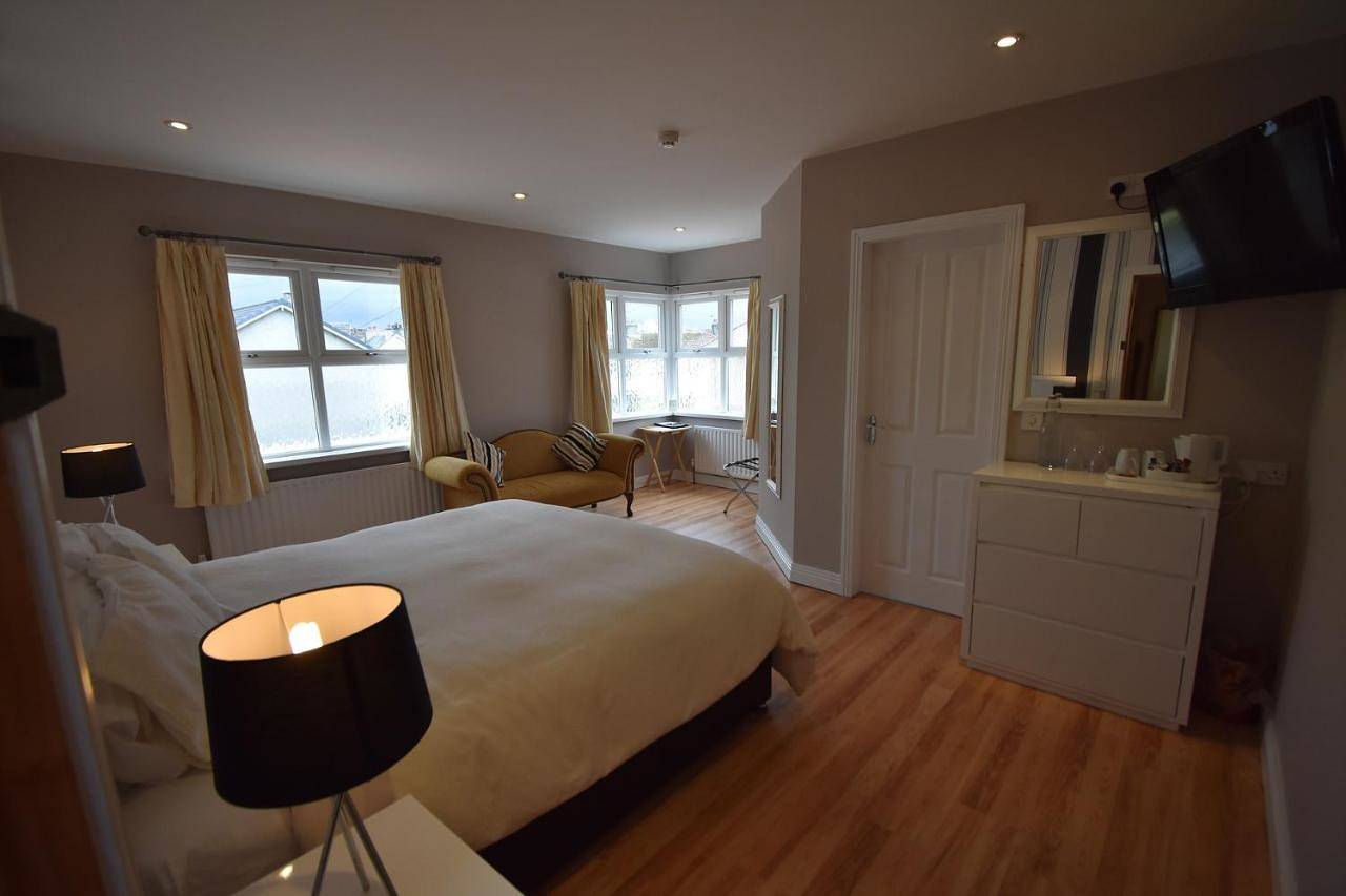 Aaranmore Lodge Guest House in Portrush, County Antrim