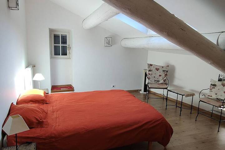 Location de vacances pour 12 personnes, avec Terrasse et Jardin à Saint-Genest-de-Beauzon - 4