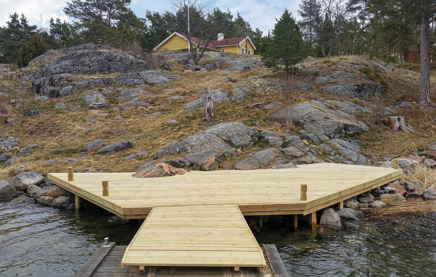 Ferienhaus für 8 Personen mit Terrasse in Vikbolandet