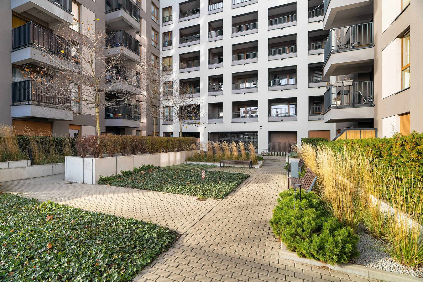 Apartamento entero, Elegant Apartment | Parking, Garden and Bath. in Łazarz, Poznań
