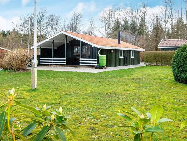 Ferienhaus für 4 Personen, mit Terrasse und Garten in Arrild