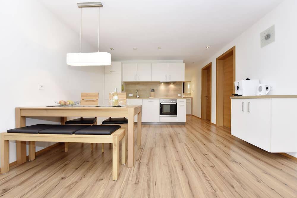 Ganze Wohnung, Komfortable Feriewohnung mit traumhaftem Ausblick in Silbertal, Schruns-Tschagguns