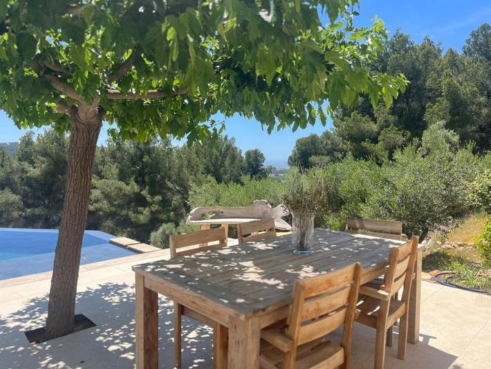 Villa pour 6 personnes, avec Jacuzzi et Terrasse ainsi que Jardin et Piscine à Ollioules - 4