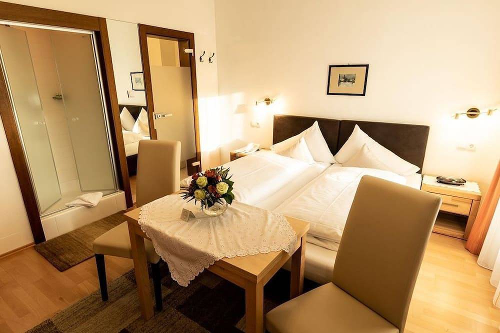 Doppelzimmer Comfort A - Übernachtung Langaufenth. - Hotel Helga in Seefeld in Tirol, Innsbruck Land