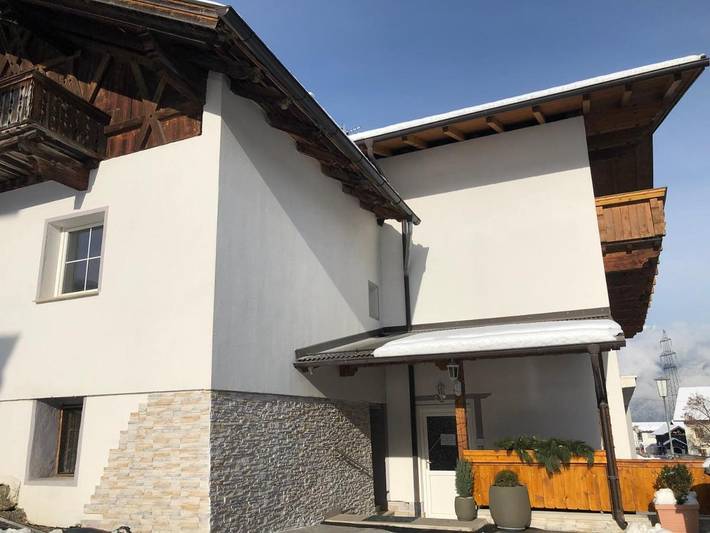 Ferienwohnung für 4 Personen, mit Terrasse und Ausblick sowie Garten in Oberperfuss - 3