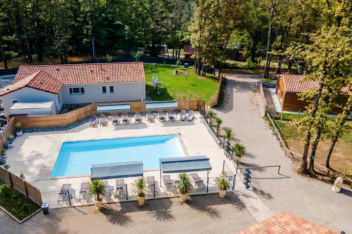 Holiday rental for 4 people, with garden and lake view in Dordogne