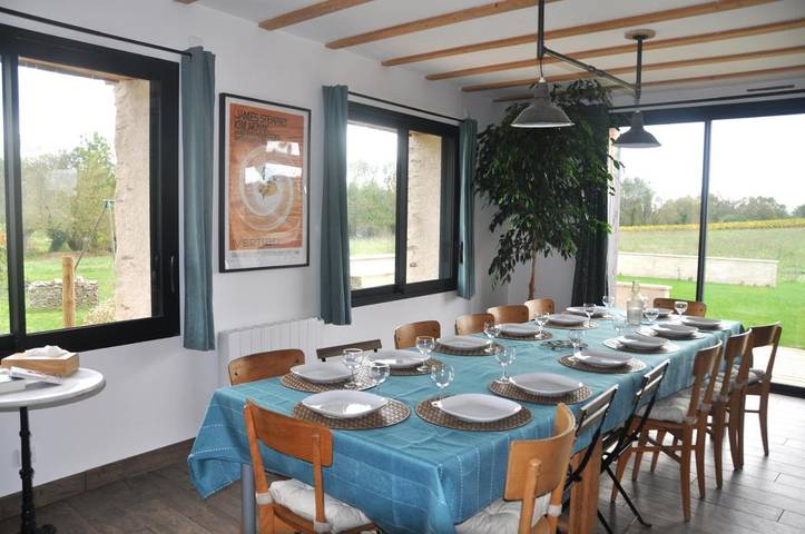 Location de vacances pour 15 personnes, avec vue et terrasse à Saint-Julien-de-Concelles - 2