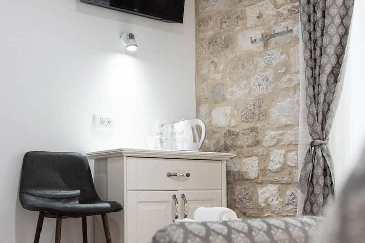 Stephane City Vibe Suites - Double Room in Trogir, Split-Dalmatia