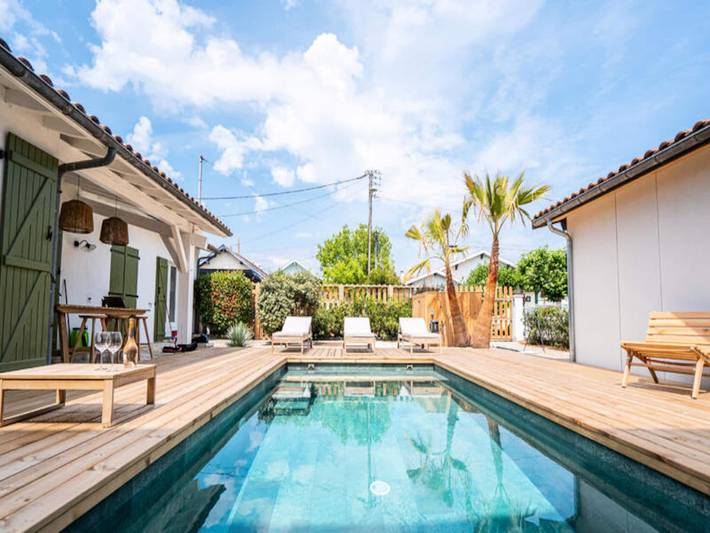 Location de vacances pour 8 personnes, avec jardin dans L'Aiguillon (Arcachon)