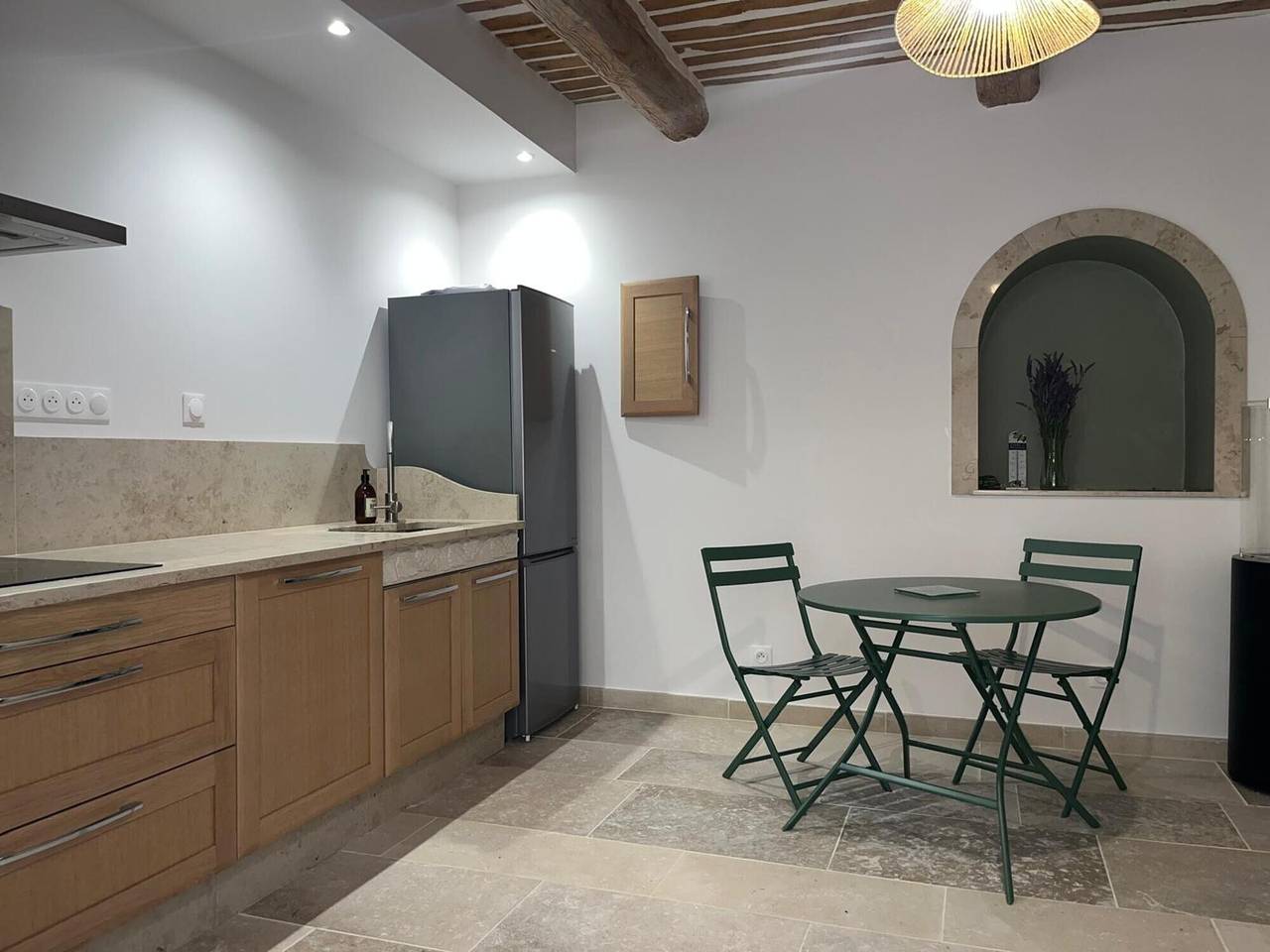 Appartement entier, Duplex Pierre et Garance. Coeur de Lauris. Coeur du Luberon. in Lauris, Parc naturel régional du Luberon