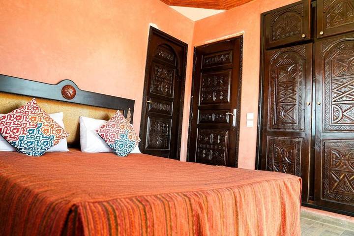 Location de vacances pour 4 personnes, avec vue ainsi que terrasse et jardin, animaux acceptés dans Tnine Aglou - 2