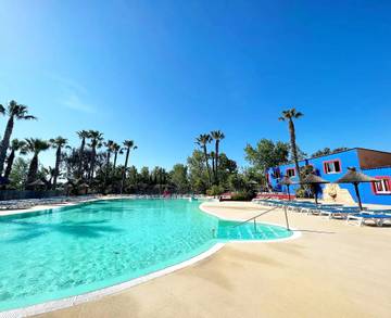 Camping pour 4 Personnes dans Vias, Région de Béziers, Photo 2