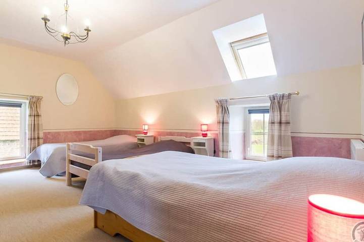 Gîte pour 8 personnes, avec jardin, animaux acceptés à Besneville - 4