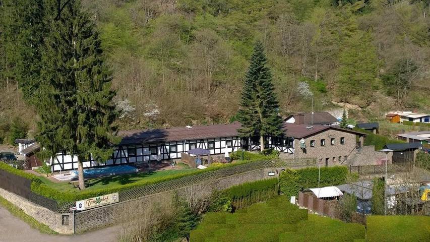 Hotel für 2 Personen, mit Garten und Ausblick in Ahrbrück