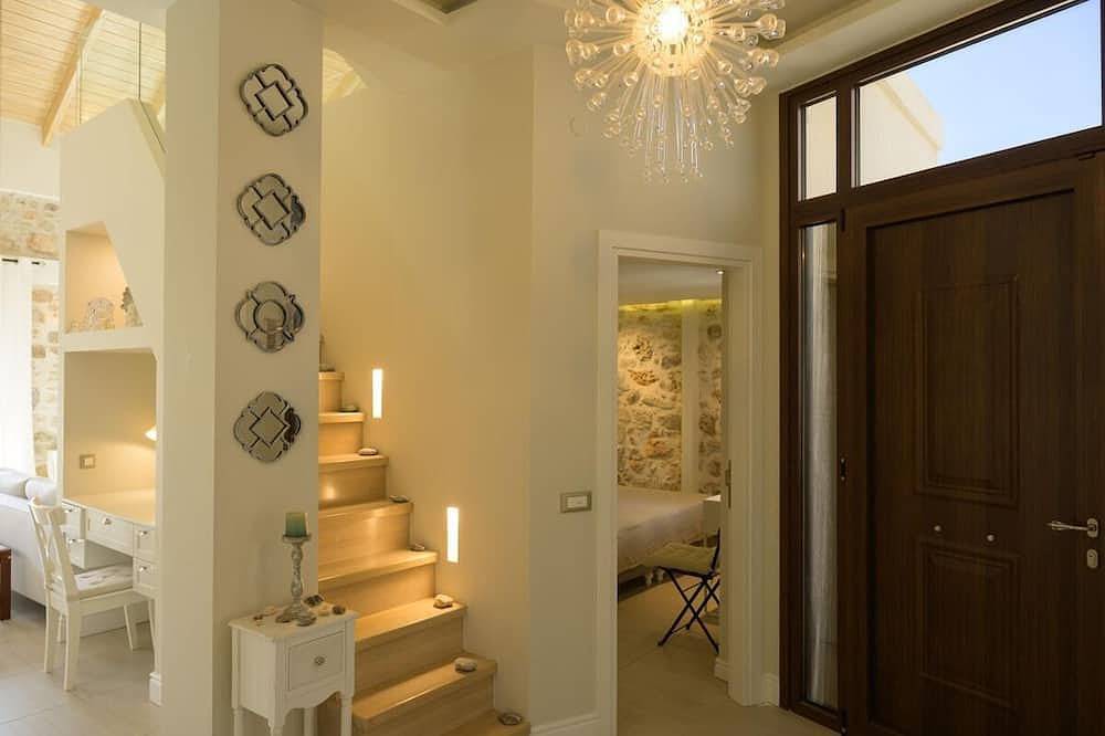 Apartamento entero, Petralis Residence   2 Bedroom Apartment with sea view in Playa de Almyrós (Agios Nikolaos), Norte de Creta