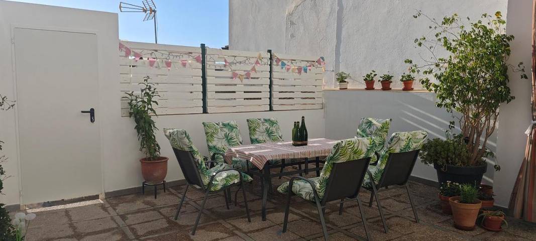 Apartamento para 6 personas, con Terraza y Jardín en Castilblanco de los Arroyos