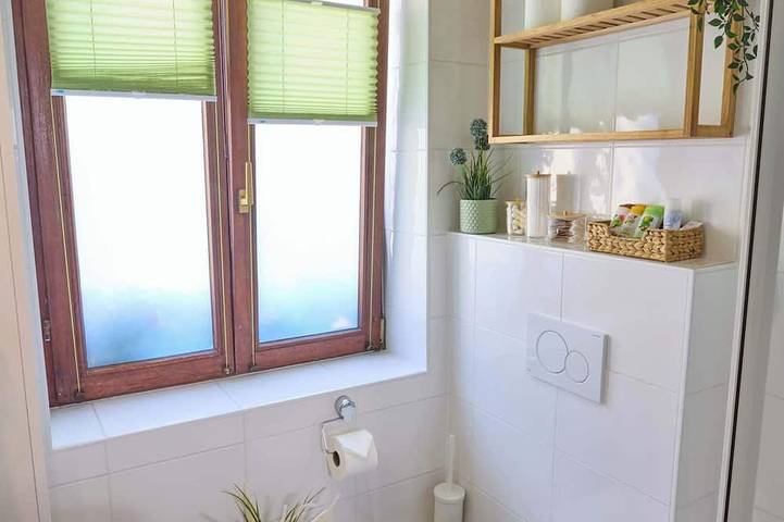 Ganze Wohnung, Charmantes Altstadt-Apartment an der Uferpromenade in Würzburg, Fränkisches Weinland