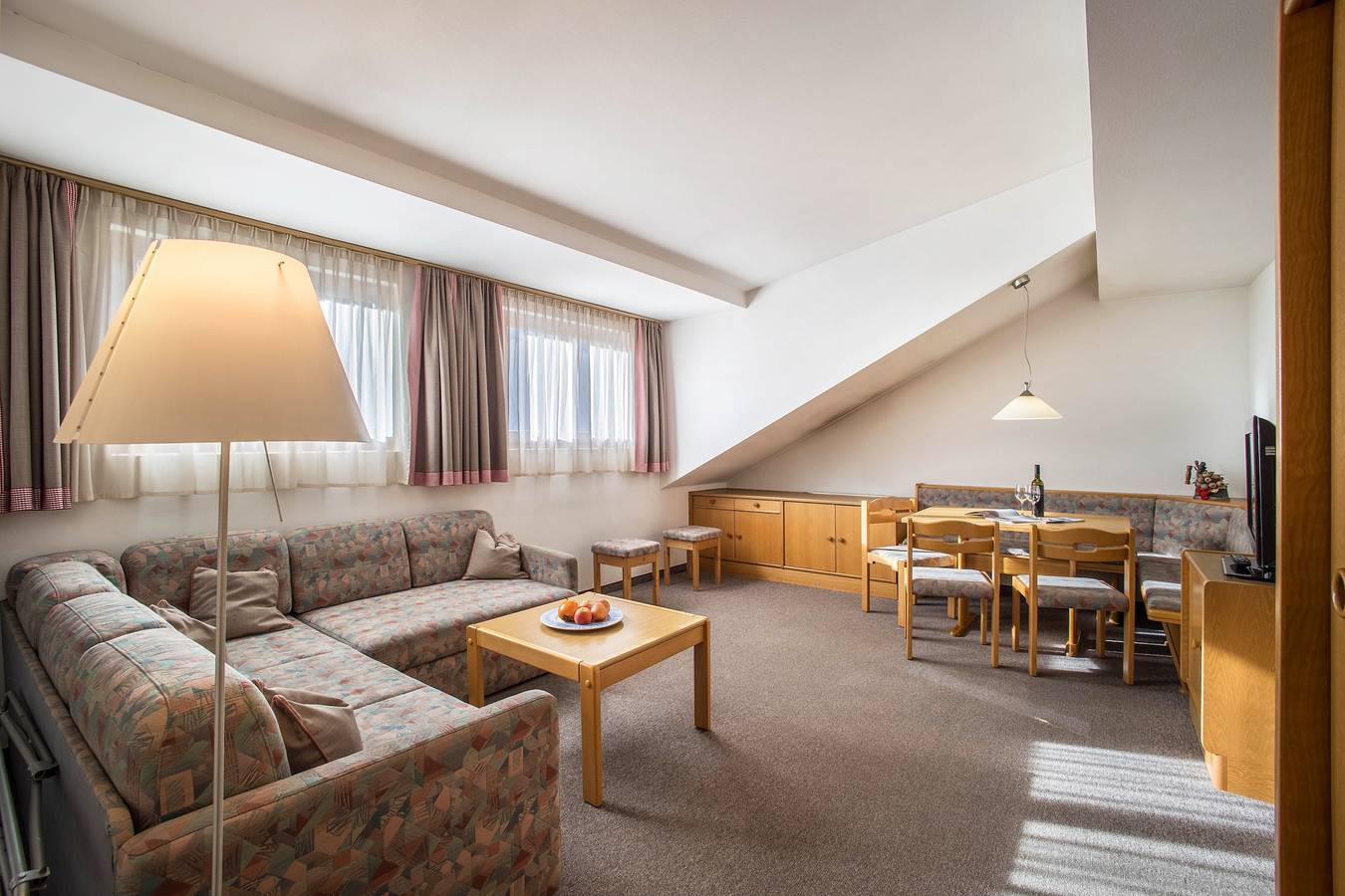 Ganze Wohnung, Ferienwohnung "Manuel's App Watschinger - Frieda" mit Bergblick und Wlan in Sexten, Südtirol