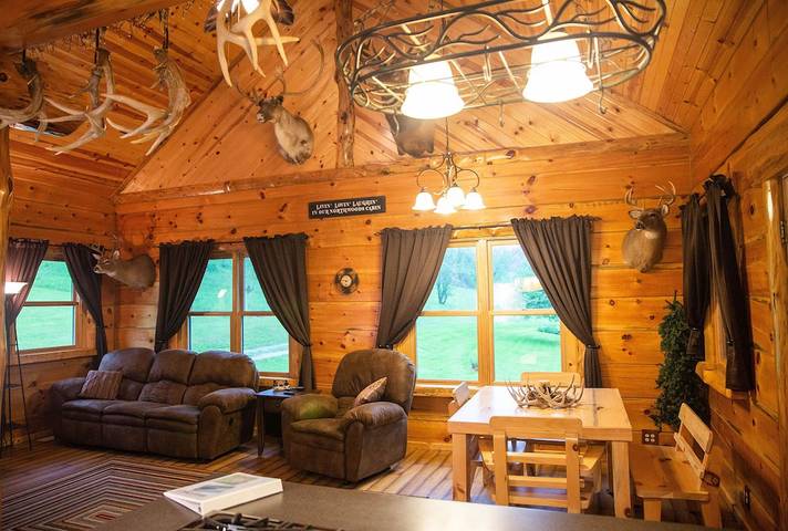 Vacation rental for 8 people, with yard and terrace, with pets in Iowa