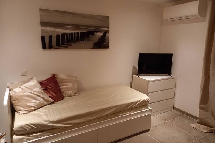 Gîte pour 4 personnes dans Plage des Sablettes