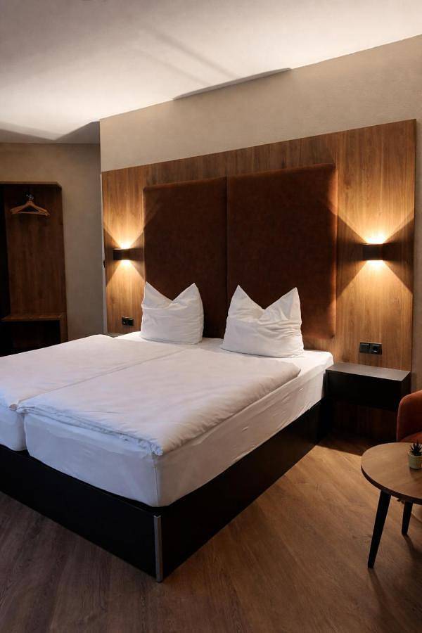 Hôtel pour 3 personnes, avec terrasse et vue à Herborn