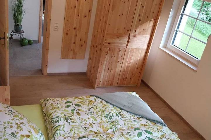 Ganze Wohnung, Ferienhaus komplett neu 14 Automin. vom Weisensee entfernt. Wanderwege vor Ort in Gailtaler Alpen, Stockenboi