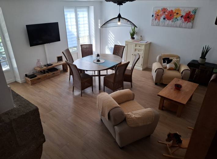 Gîte pour 8 personnes, avec terrasse et jardin - 1