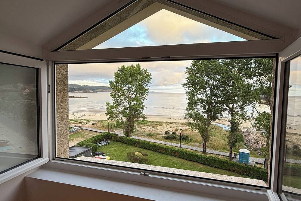 Entire apartment, Loft with charm and free private garage in finisterre in Sardiñeiro, Fisterra