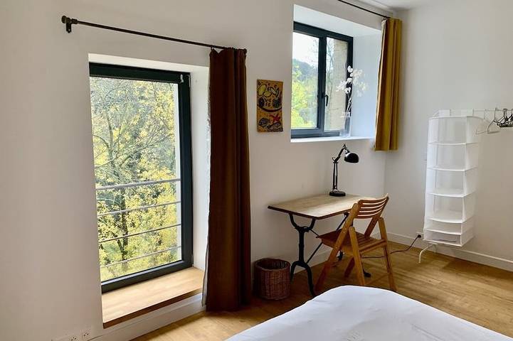 Location de vacances pour 9 personnes, avec jardin et terrasse à La Tour-sur-Orb - 2