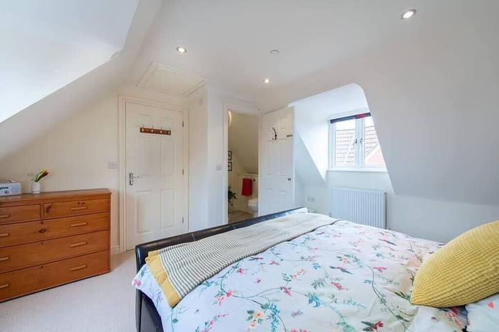 Ruhiges, modernes Mietshaus im Stadtzentrum für 6 Personen in Wells, Somerset