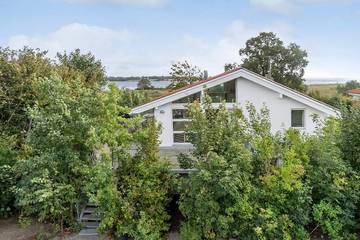 Ferienhaus für 12 Personen, mit Sauna in Årøsund