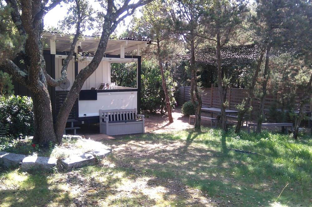 Lodge Pinède Climatisé à 200 Mètres de la Plage in Pianotolli-Caldarello, Distrito de Sartène