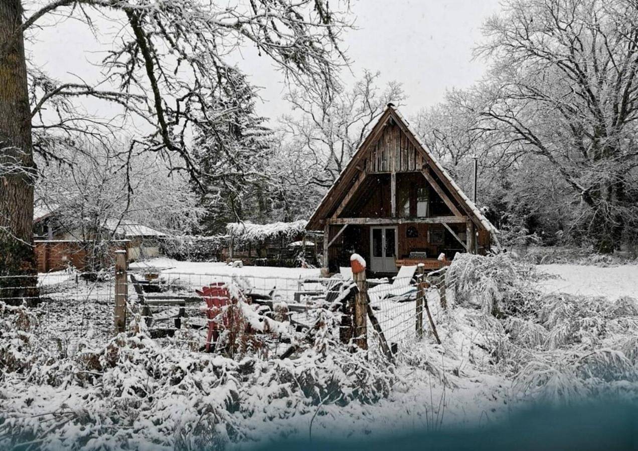 Three-Bedroom Chalet in Allons, Région de Nérac
