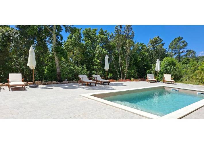Chambre d’hôte pour 2 personnes, avec vue ainsi que piscine et jardin en Corse-du-Sud - 2