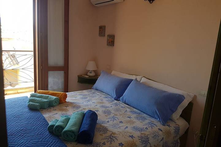 Appartement entier, Pour votre détente holyday maison au coeur de Villasimius in Crabonaxa/Villasimius, Villasimius