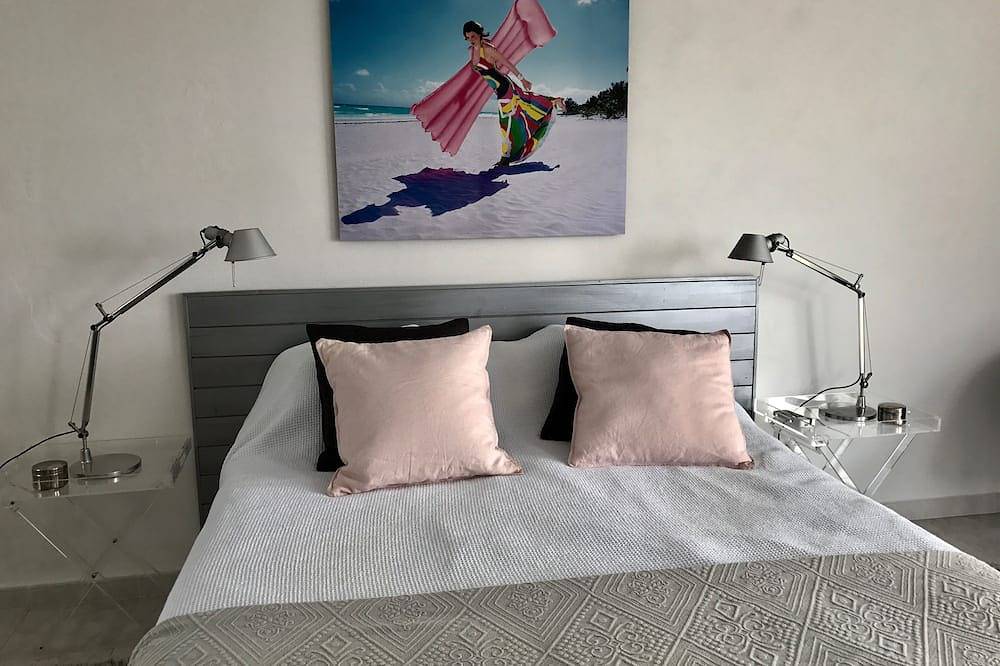 Villa Muramaris, Impresionante vista al mar, jardín privado con piscina. Diseño y arte in Salema, Parque Natural del Suroeste Alentejano y Costa Vicentina