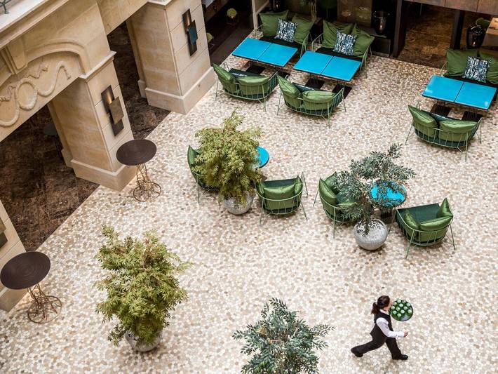 Hotel für 3 Personen, mit Terrasse in Residenzschloss - 3