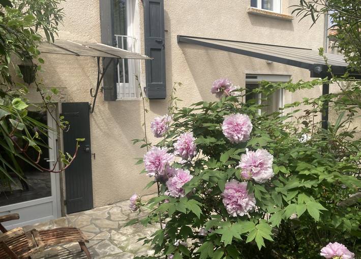 Gîte pour 10 personnes, avec jardin et terrasse, animaux acceptés